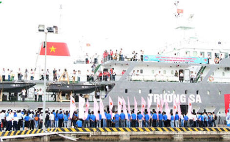 ກຳປັ່ນຊາວໜຸ່ມ “ເດີນທາງເພື່ອທະເລ ເກາະແຫ່ງບ້ານ ເກີດເມືອງນອນ” ໄດ້ ເດີນທາງໄປຍັງເກາະເຈື່ອງຊາ